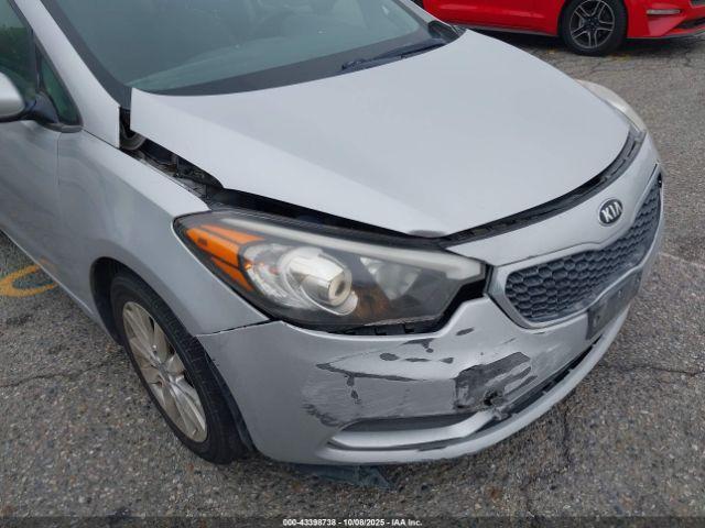 Kia Forte Lx Image 13