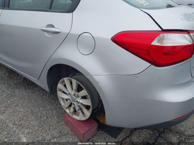 Kia Forte Lx Image 18