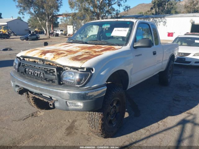 Toyota Tacoma Prerunner V6 Image 2