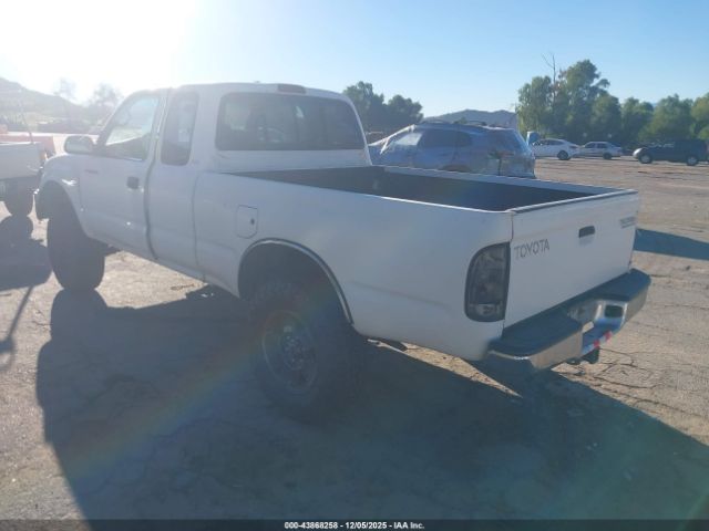 Toyota Tacoma Prerunner V6 Image 4