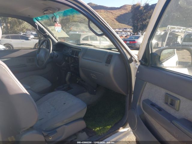 Toyota Tacoma Prerunner V6 Image 7