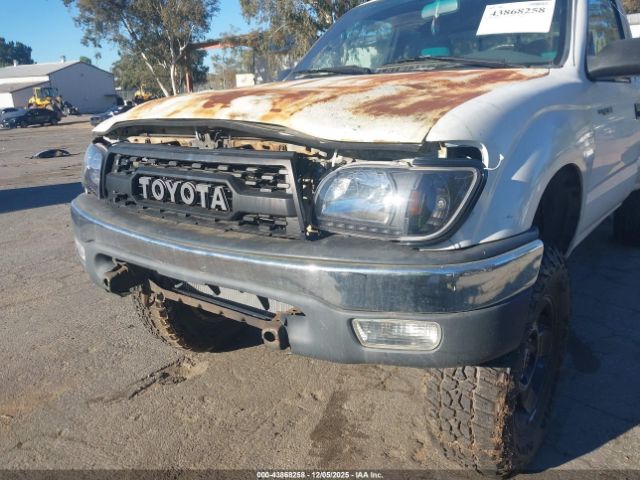 Toyota Tacoma Prerunner V6 Image 10