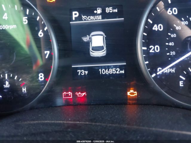 Hyundai ELANTRA Image 2