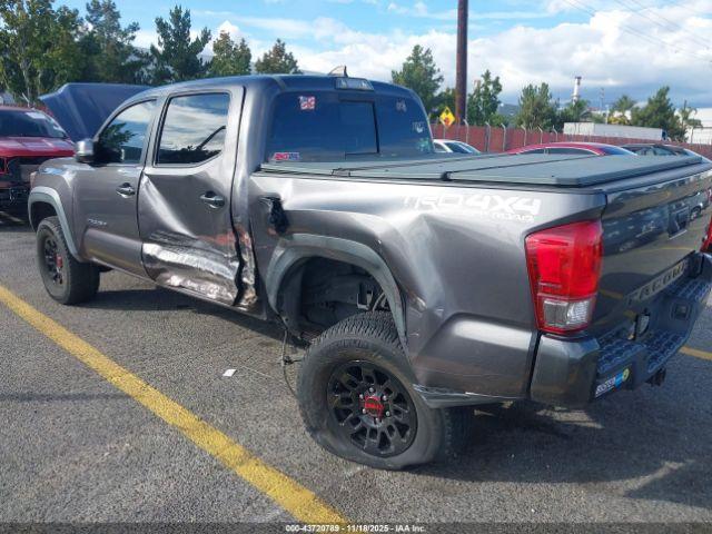 Toyota Tacoma Trd Off Road Image 16
