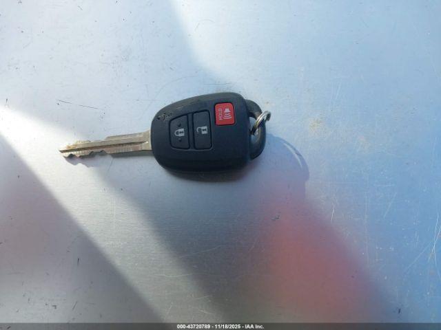 Toyota Tacoma Trd Off Road Image 17