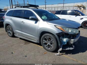  Salvage Toyota Highlander