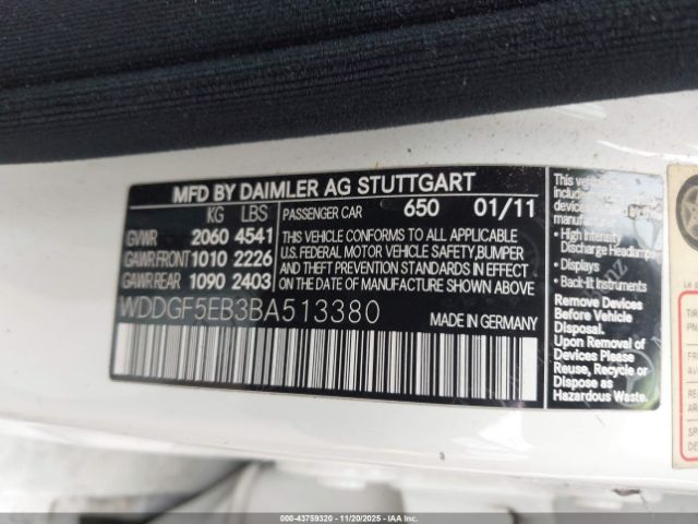 Mercedes-Benz C-Class Image 11