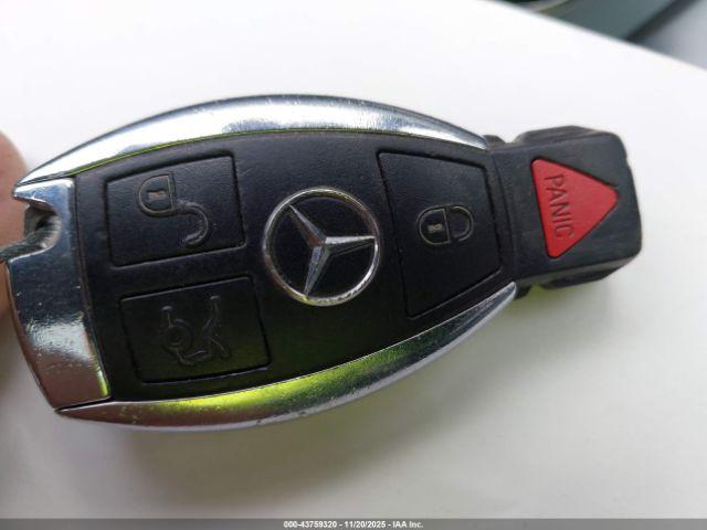 Mercedes-Benz C-Class Image 16