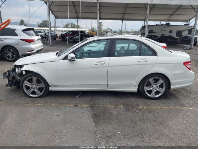 Mercedes-Benz C-Class Image 12