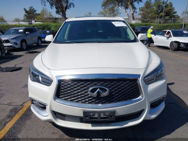 INFINITI Qx Pure Image 16