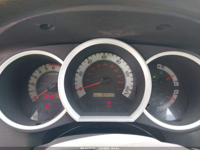 Toyota Tacoma Image 5