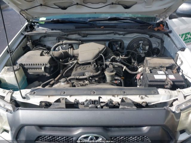 Toyota Tacoma Image 3