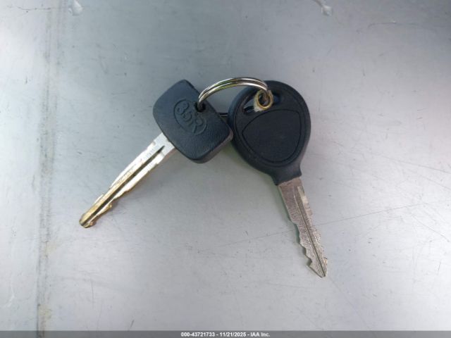 Toyota Tacoma Image 16