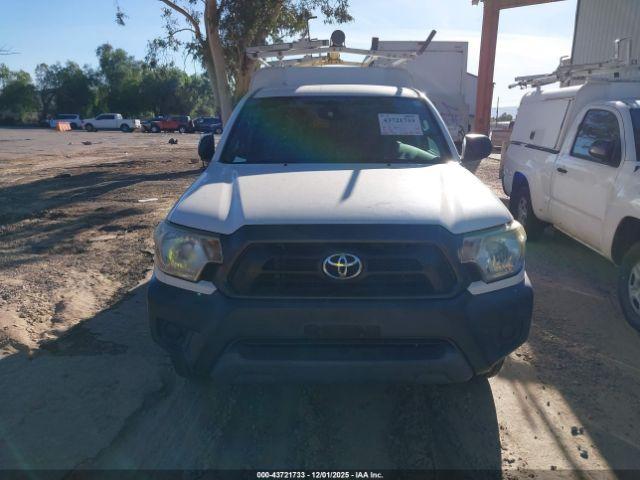 Toyota Tacoma Image 13