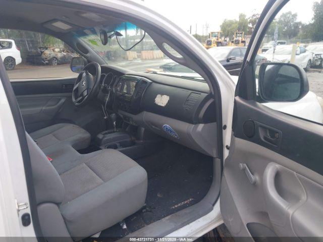 Toyota Tacoma Image 6