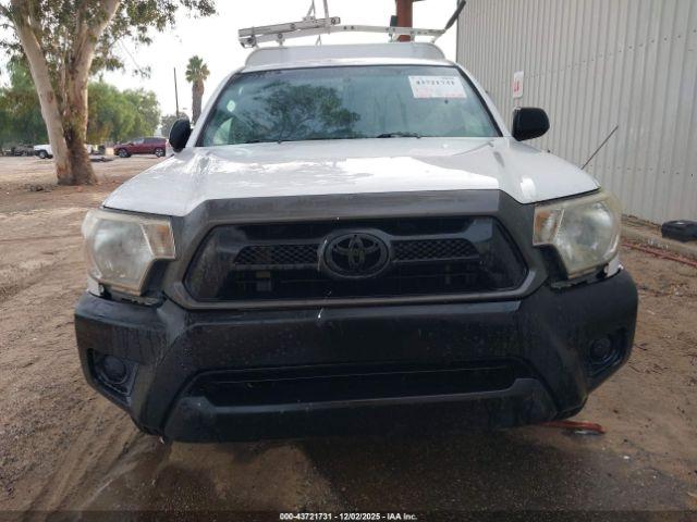 Toyota Tacoma Image 13