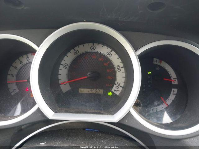 Toyota Tacoma Image 4