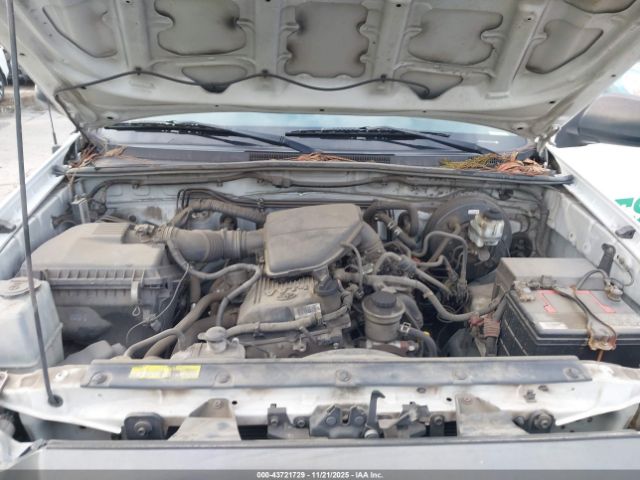 Toyota Tacoma Image 10