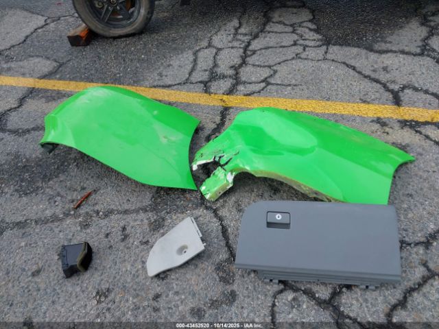 Toyota Sienna Le V6 8 Passenger Image 11
