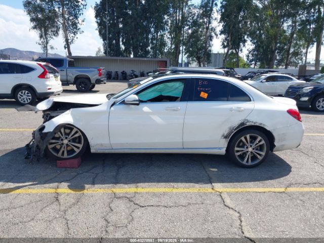 Mercedes-Benz C-Class Image 2