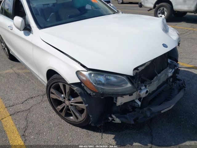 Mercedes-Benz C-Class Image 15