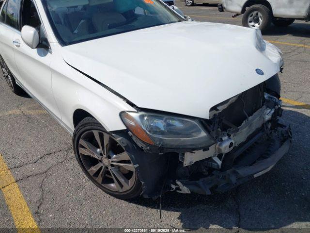 Mercedes-Benz C-Class Image 15