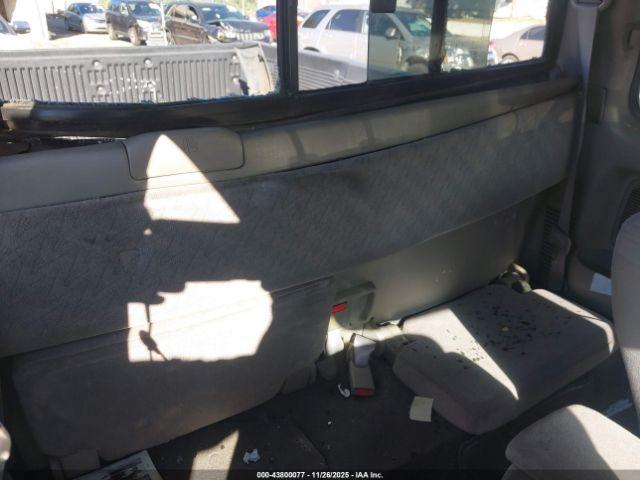 Toyota Tacoma Image 8