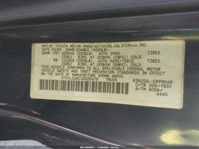 Toyota Tacoma Image 11