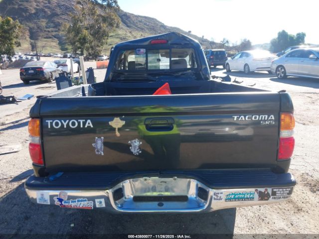 Toyota Tacoma Image 14