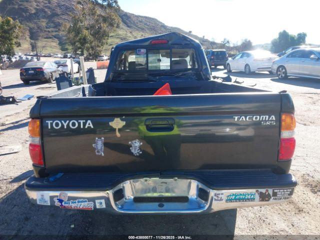 Toyota Tacoma Image 14
