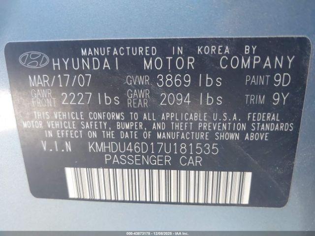 Hyundai ELANTRA Image 10