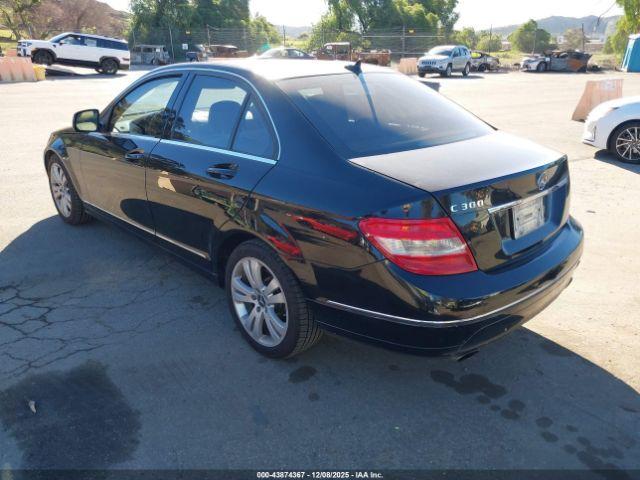 Mercedes-Benz C-Class Image 2