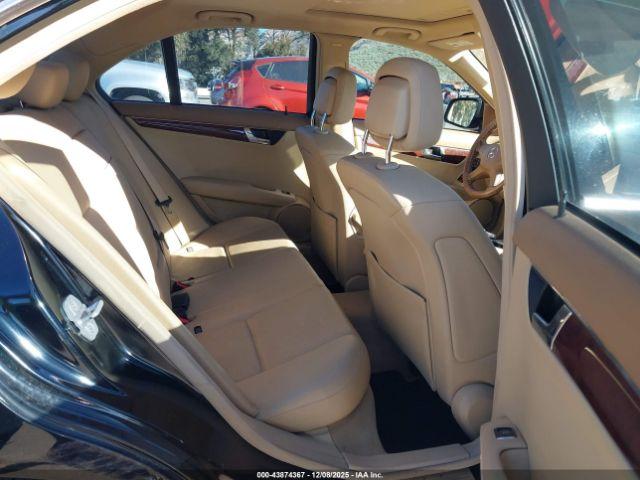 Mercedes-Benz C-Class Image 5