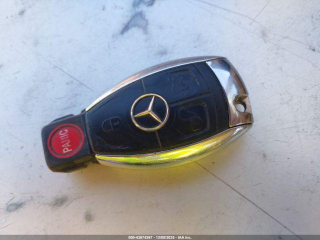 Mercedes-Benz C-Class Image 8