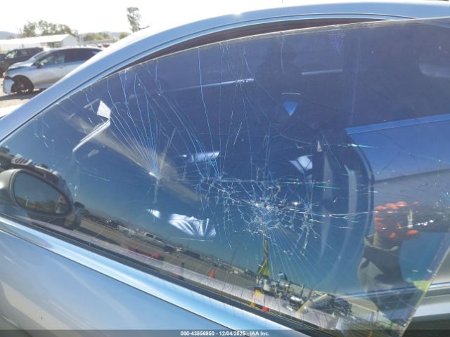 Mercedes-Benz C-Class Image 15