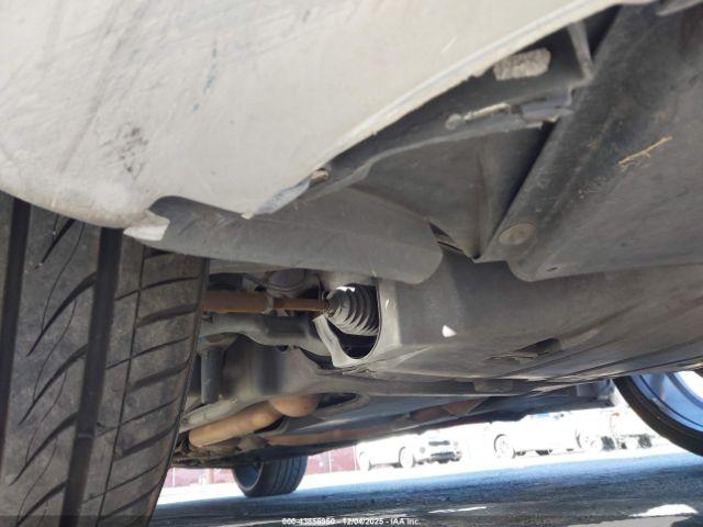 Mercedes-Benz C-Class Image 19