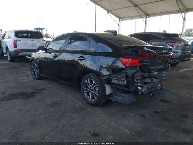 Kia Forte Lxs Image 11