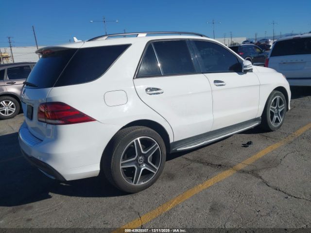 Mercedes-Benz GLE Image 11