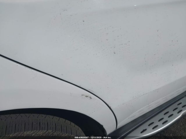 Mercedes-Benz GLE Image 17