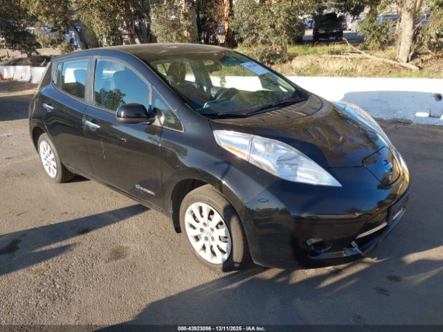 Nissan LEAF S Image 1