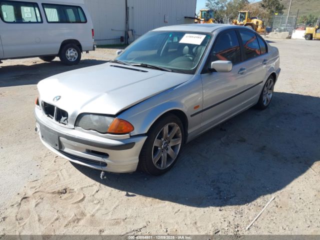 BMW 3 Series Image 4