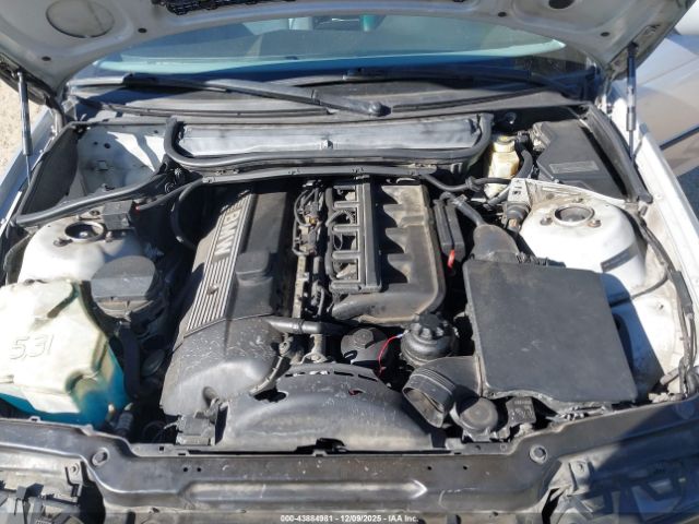 BMW 3 Series Image 3