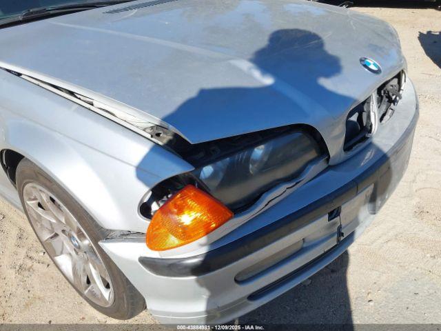 BMW 3 Series Image 12