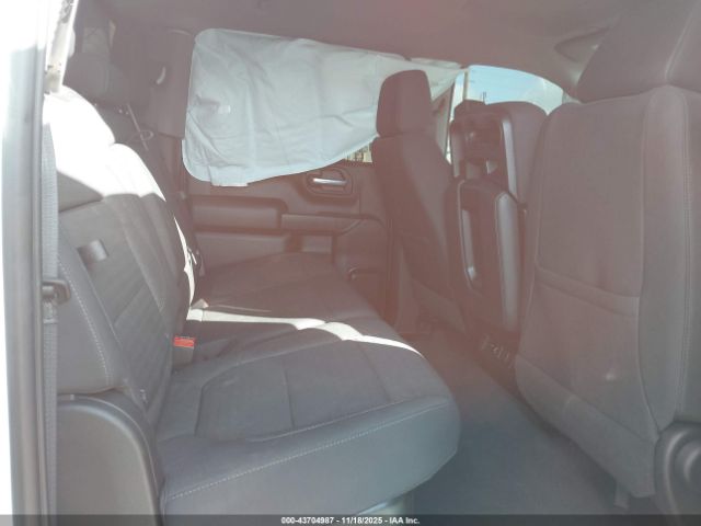 Chevrolet Silverado 1500 2wd  Short Bed Lt Image 4