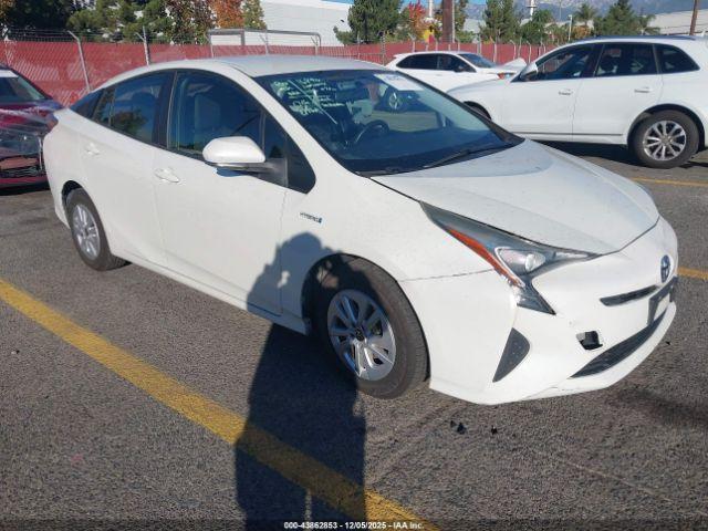  Salvage Toyota Prius