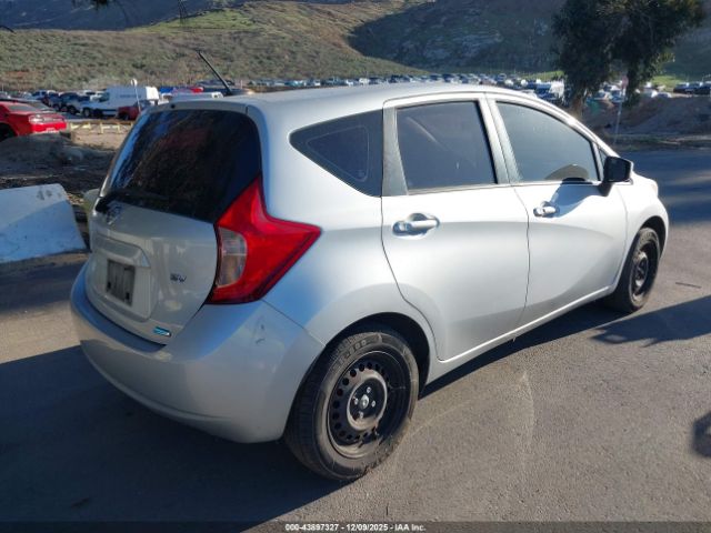 Nissan Versa Image 2