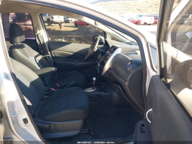 Nissan Versa Image 6