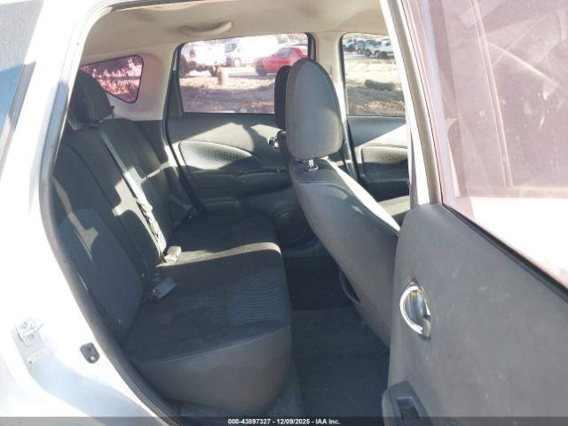 Nissan Versa Image 11