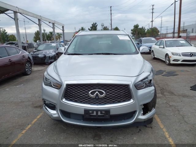 INFINITI Qx Image 8