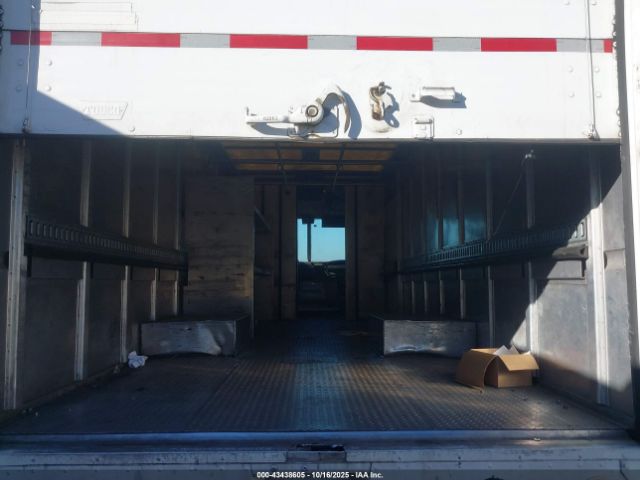 Workhorse Custom Cha Commercial Chassis W42 Image 15